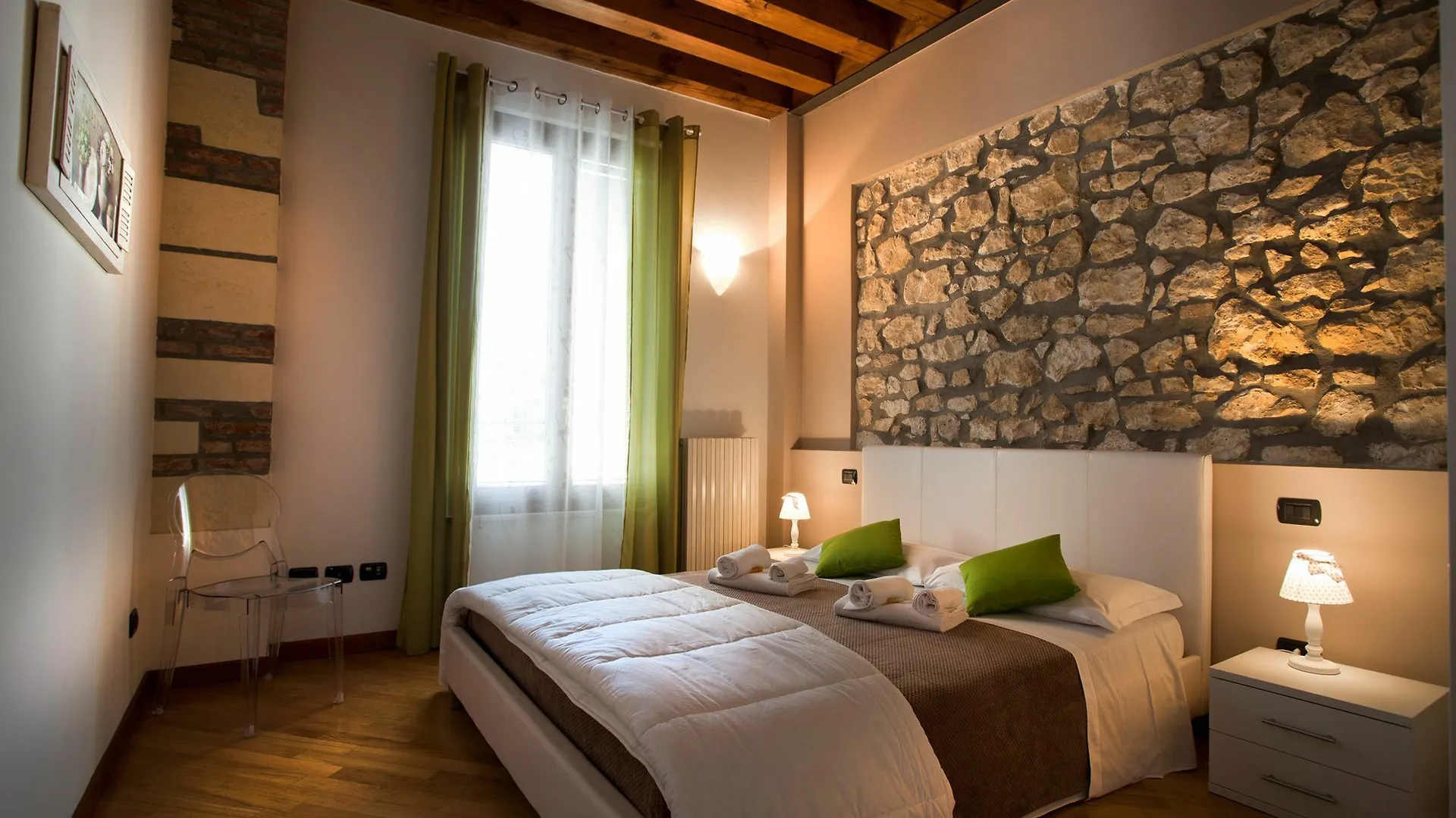 Casa Verde Verona 0*,  Italien